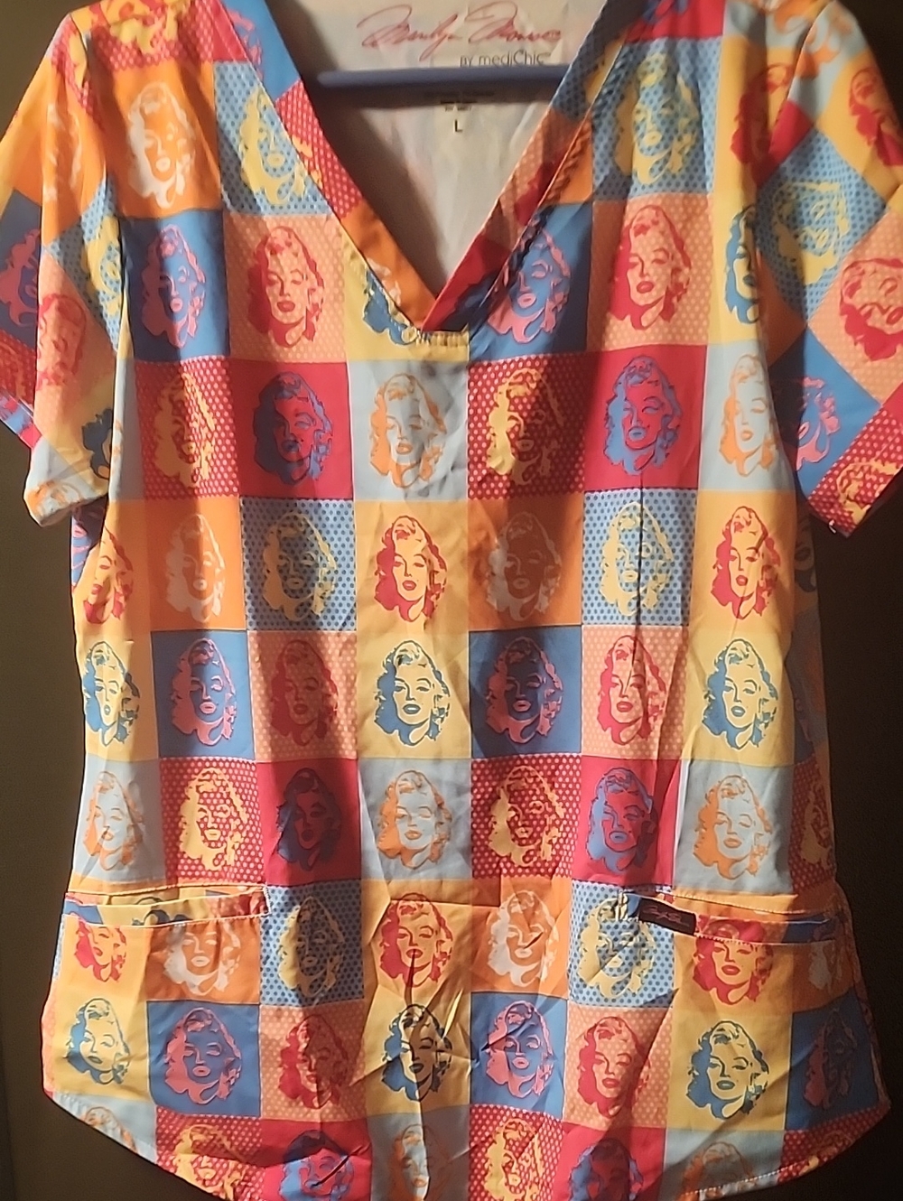 Marilyn Monroe Women's Pop Art V-Neck Scrub Top